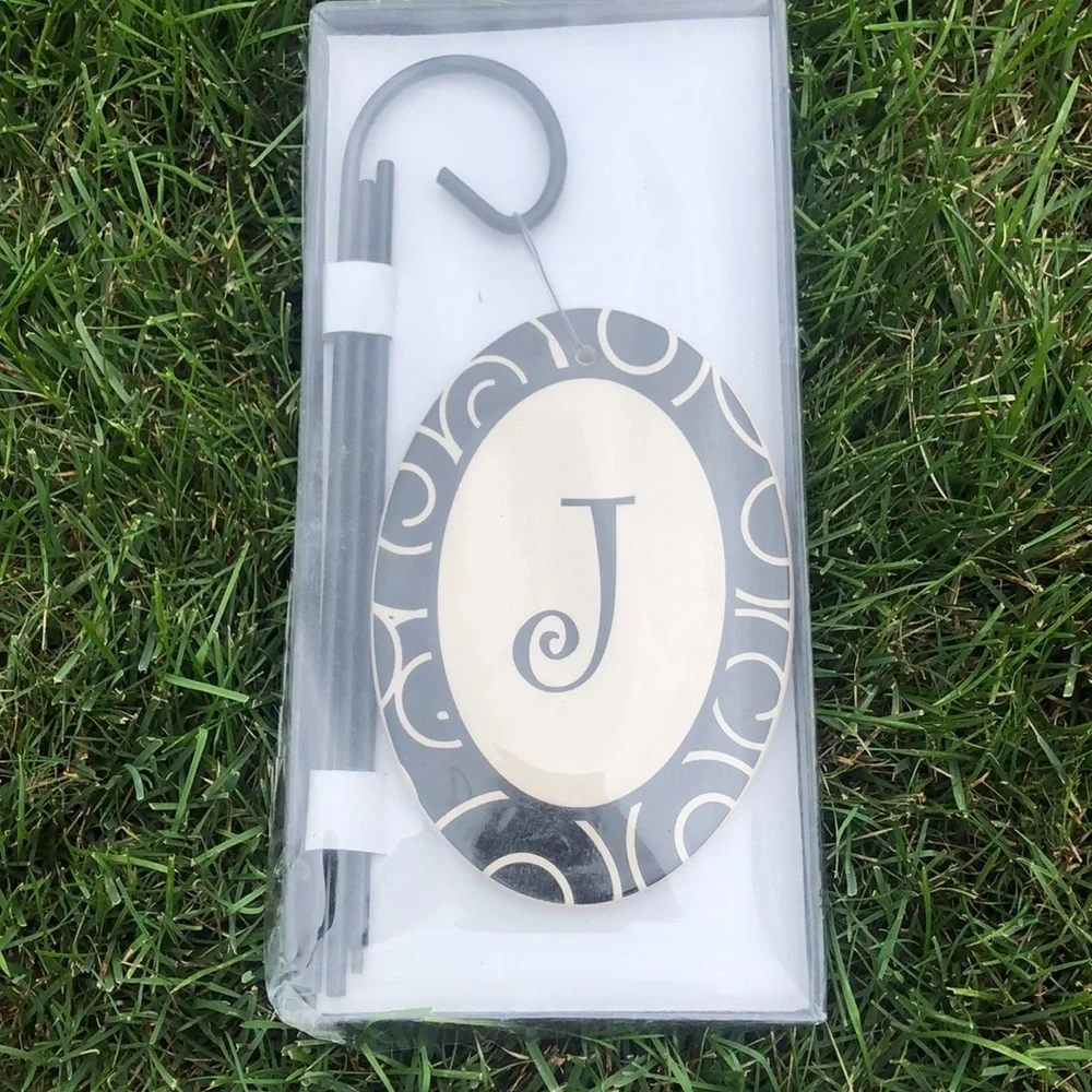J hanging garden plaque